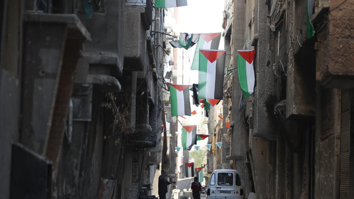 HTS Perintahkan Faksi Perlawanan Palestina untuk Lucuti Senjata dan Tutup Pangkalan di Suriah