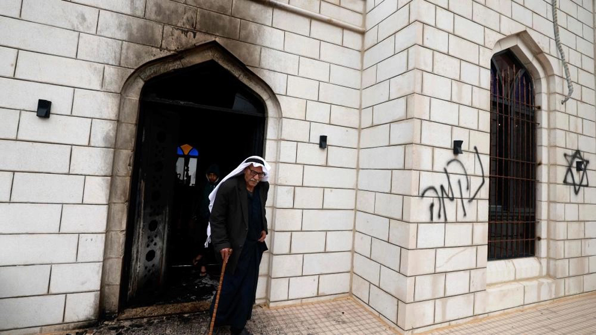 Israel Cuek, Ekstremis Yahudi Bakar Masjid Palestina di Tepi Barat