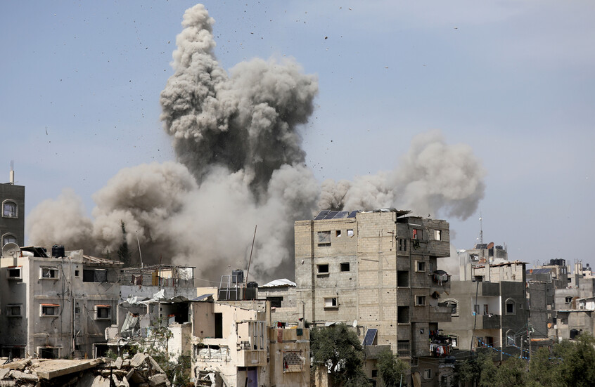 Lebaran Berdarah: Israel Lancarkan Serangan Mematikan di Gaza