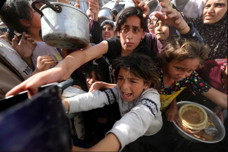 Anak-Anak di Gaza Bertahan Hidup Dengan ‘Kurang dari Satu Kali Makan Sehari’