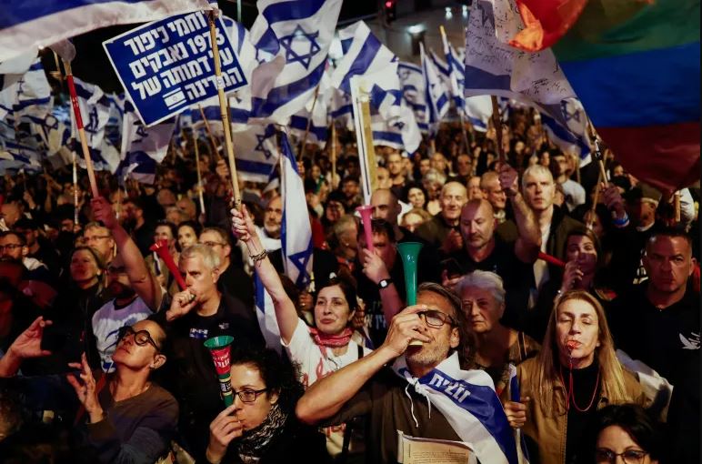 Opini: Mengapa Saya Tidak Mendukung Gerakan ‘Pro-Demokrasi’ Israel