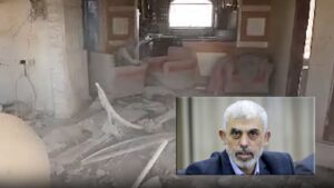 Yahya Sinwar, pemimpin Hamas di Gaza, tewas pada 16 Oktober 2024 dalam baku tembak sengit dengan pasukan Israel di Rafah, selatan Gaza, setelah menjadi sasaran operasi militer yang intens. Dalam video yang beredar, Sinwar terlihat duduk di sofa di sebuah apartemen yang hancur, wajah dan kepalanya tertutup dengan syal, dikelilingi reruntuhan akibat serangan artileri. Sinwar tampak tertutup debu dengan lengan kanannya terluka parah. Ketika drone Israel mendekat, ia terlihat melemparkan tongkat atau papan kayu ke arah pesawat tersebut. Kematian Sinwar, yang dipastikan melalui identifikasi DNA dan rekaman gigi, dianggap sebagai titik balik dalam konflik, meskipun dampaknya terhadap jalannya perang masih diperdebatkan. (New York Times)