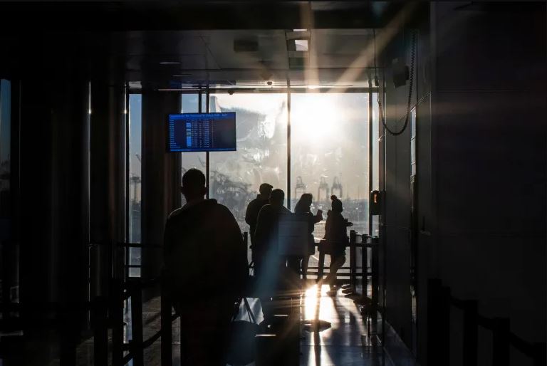 Opini: Ketakutan dan Intimidasi di Bandara Newark