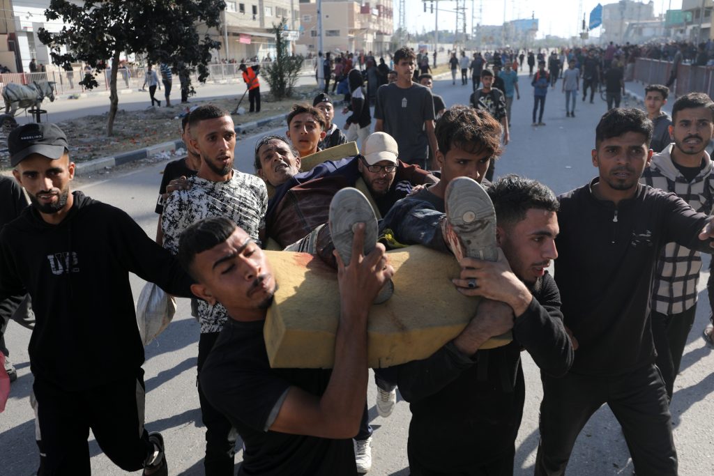 Bukan Bantuan, Tapi Kematian: Penduduk Palestina yang Kelaparan Dibantai di Pusat Bantuan