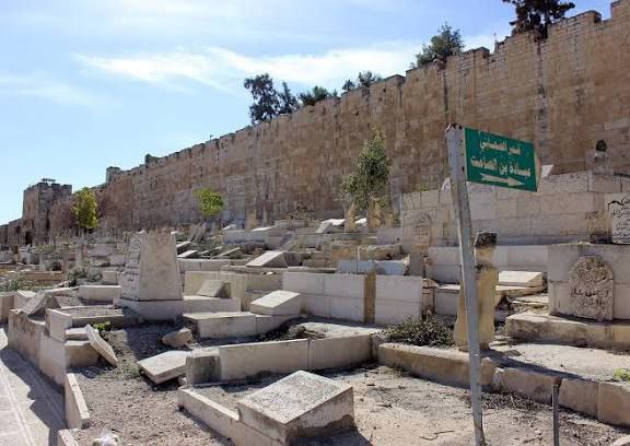 Bab al-Rahmah: Makam Para Sahabat yang Kini Dirusak atas Nama Taurat